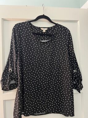croft & barrow Black Polka Dot Blouse with Grommet Sleeve Detail